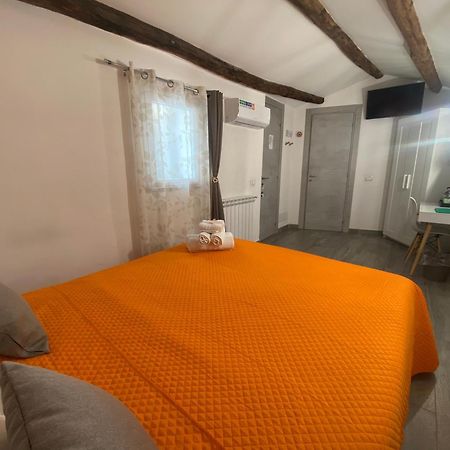 פלרמו La Piccola Formica Charme Rooms מראה חיצוני תמונה
